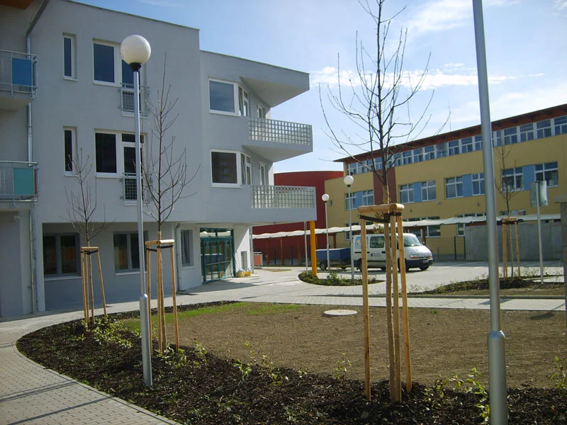 Víceúčelový komplex Libuš - Lhotka